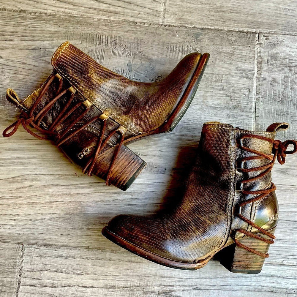 BED | STU “Blaire” Ankle Bootie 100% Leather Heel Tie Detail Aged Brown SZ 8.5
